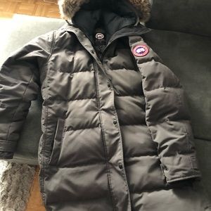 Canada goose ladies Shelburne Parka size XL